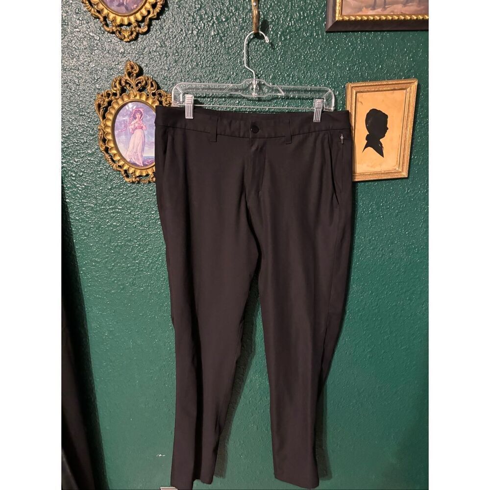 Lululemon Commission Slim Pant – Men’s 34 (Waist) × 32” (Inseam) – Black Warpstr